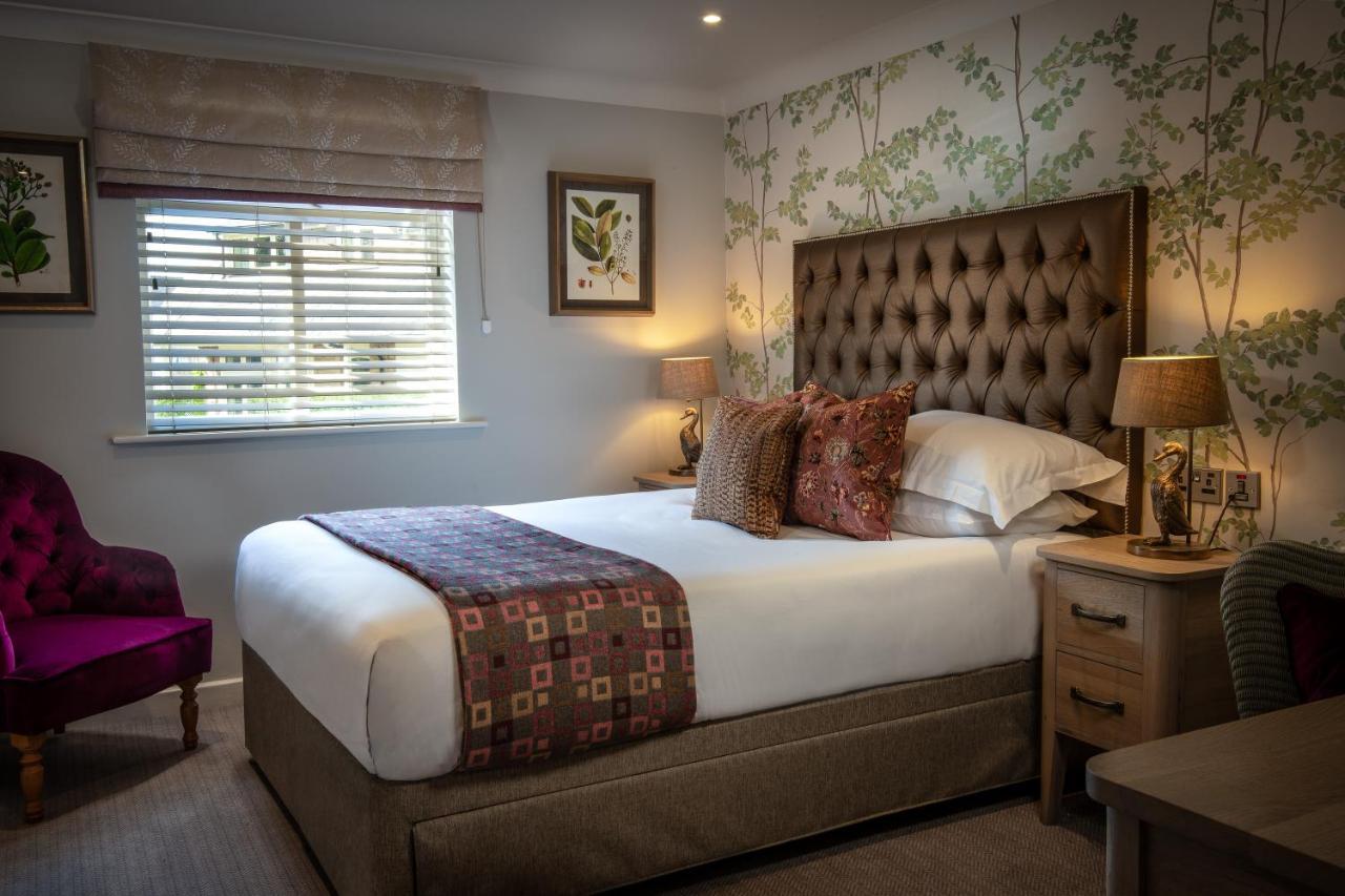 The Millstone, Mellor Hotel Blackburn  Eksteriør billede A bedroom at The Old parsonage