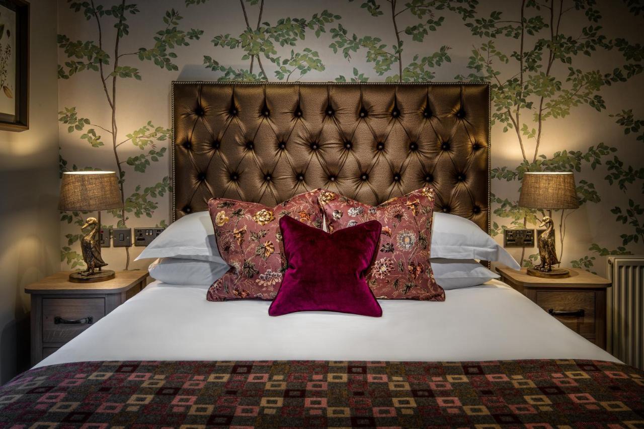 The Millstone, Mellor Hotel Blackburn  Eksteriør billede A bedroom at The Mitre