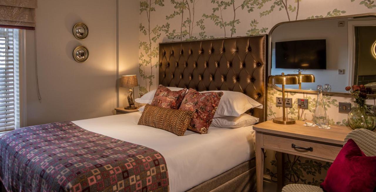 The Millstone, Mellor Hotel Blackburn  Eksteriør billede A bedroom at The Swan