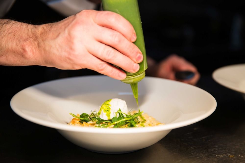 The Millstone, Mellor Hotel Blackburn  Eksteriør billede A chef using a piping bag