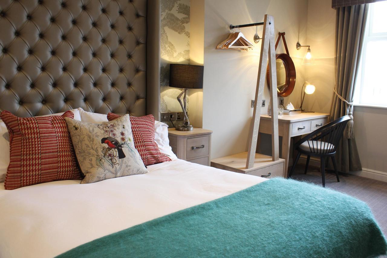 The Millstone, Mellor Hotel Blackburn  Eksteriør billede A bedroom at The Old Bank Hotel